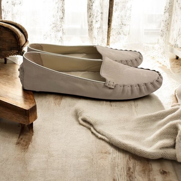 Cole Haan Beige Soft Leather‎ Slip On Loafer Driving Shoes Size 11 NWOT - Picture 1 of 9
